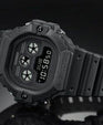 DW-5900BB-1ER side close up