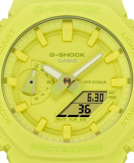 GA-2100-9A9ER close up