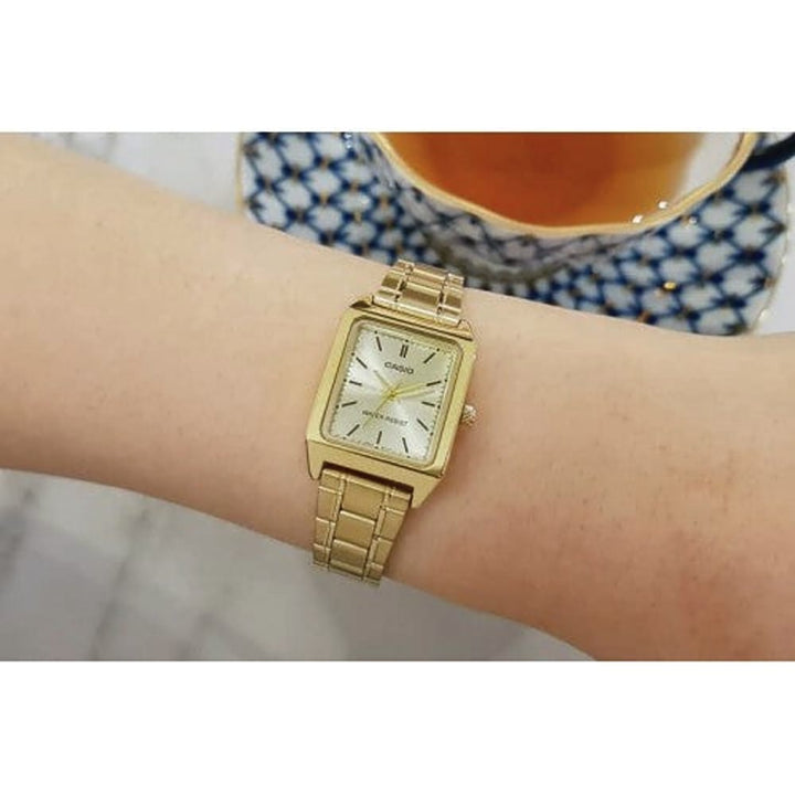 Casio LTP-V007G-9EUDF Women's Gold-Tone Analog Watch - View 5