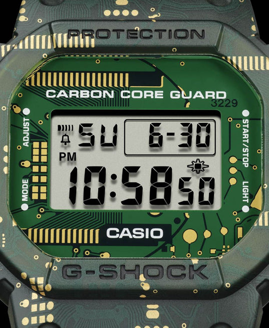 DWE-5600CC-3DR extreme close up