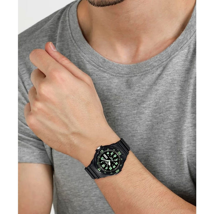 Casio Sport MRW-200H-3BVDF Green Dial Resin Watch - View 3