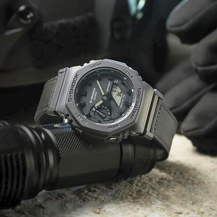 Casio G-Shock GA-2100BCE-1AER: Modern Style Meets Unbreakable Toughness - View 5